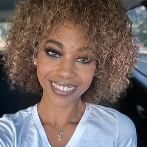 Meet your Posher, Carmen